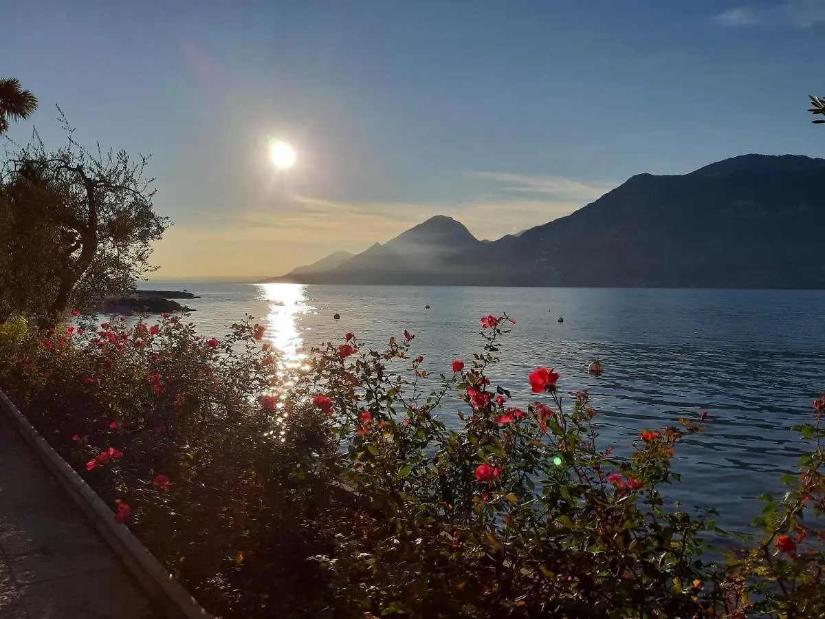 Apartment Appartamenti Prima Luce Brenzone sul Garda