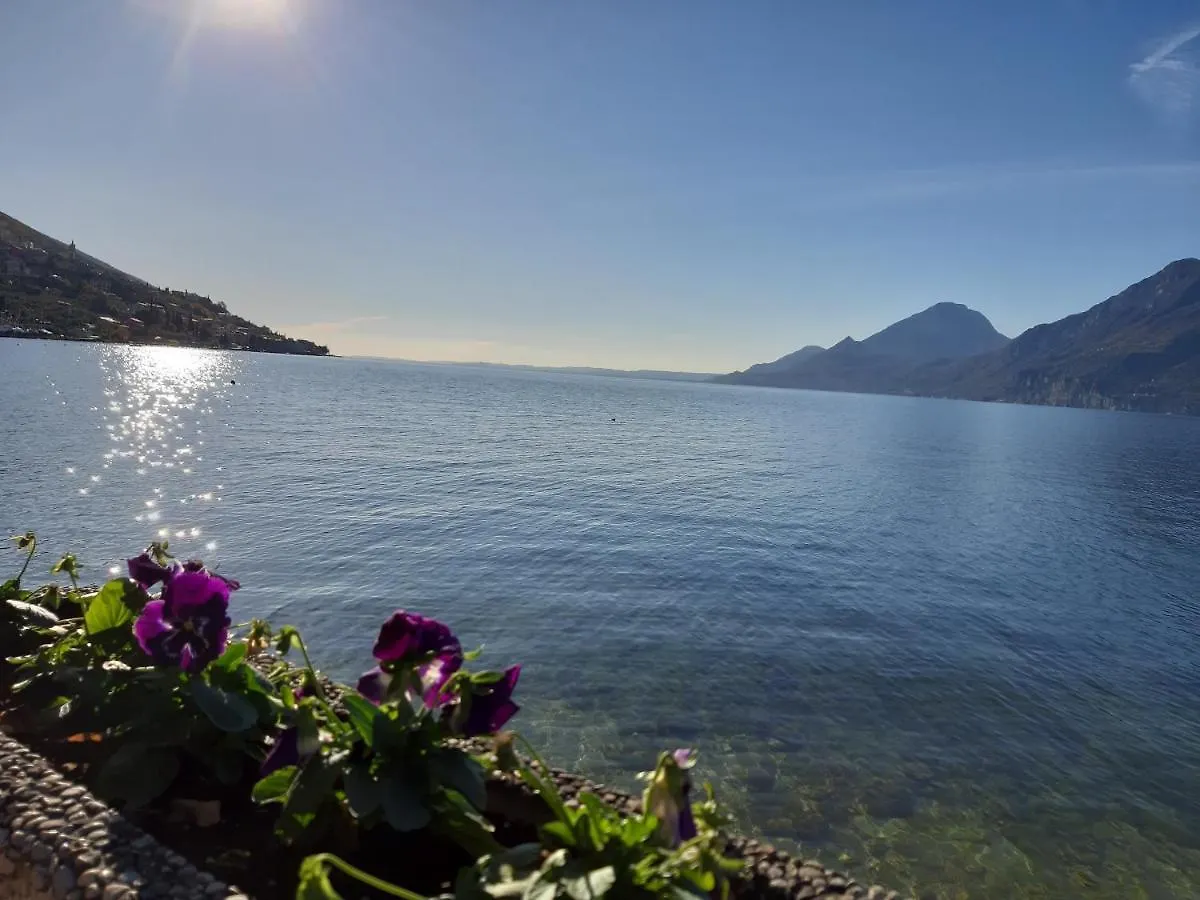 Appartamenti Prima Luce Brenzone sul Garda Apartment