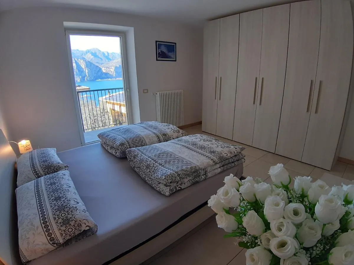 Appartamenti Prima Luce Brenzone sul Garda Apartment