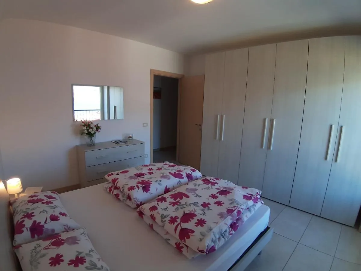 Apartment Appartamenti Prima Luce Brenzone sul Garda