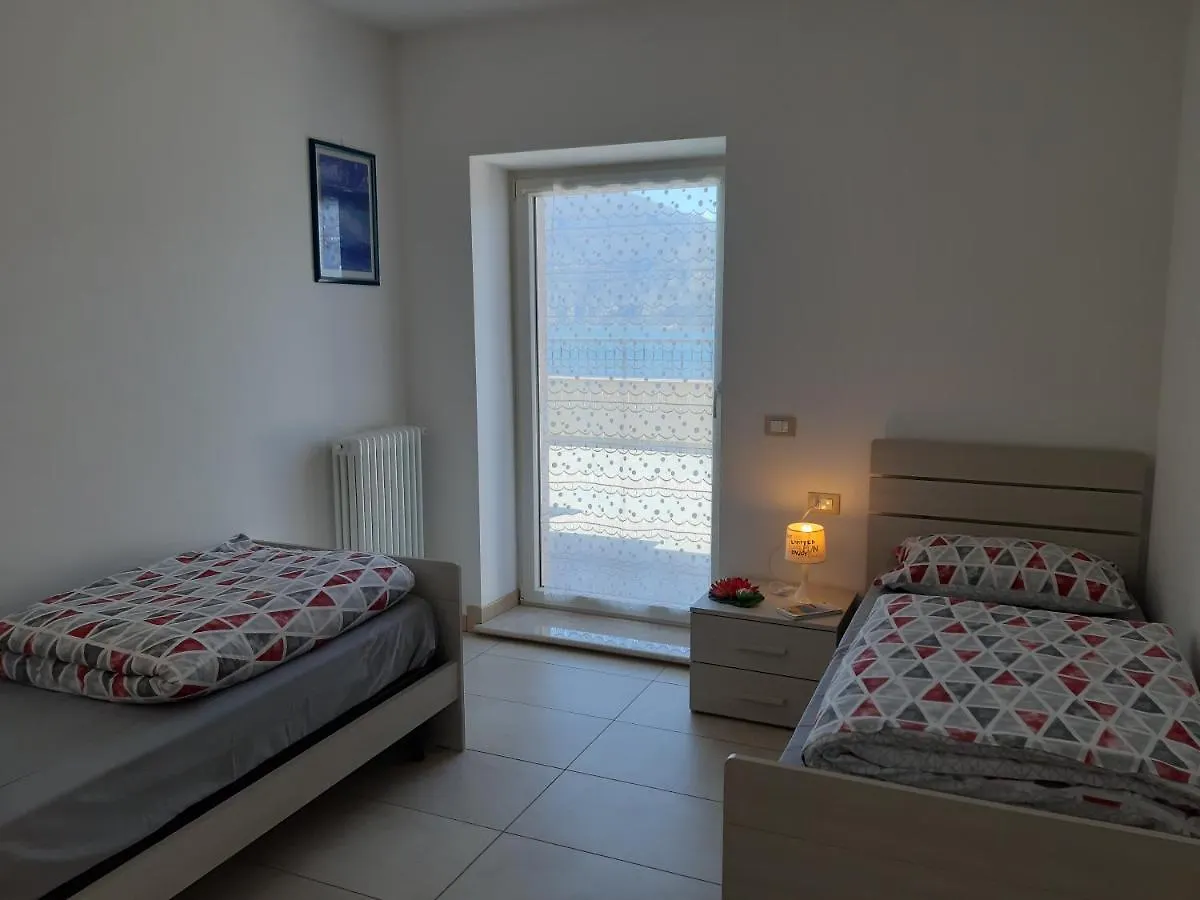 Appartamenti Prima Luce Brenzone sul Garda Apartment