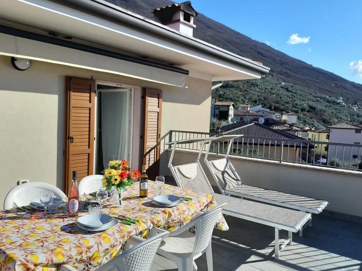 Apartment Appartamenti Prima Luce Brenzone sul Garda Italy