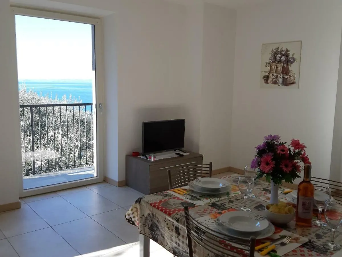 Appartamenti Prima Luce Brenzone sul Garda Apartment