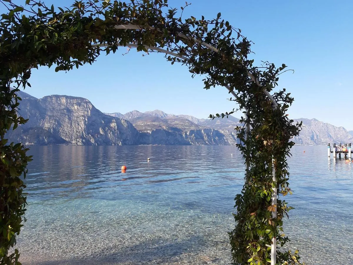 Appartamenti Prima Luce Brenzone sul Garda Italy